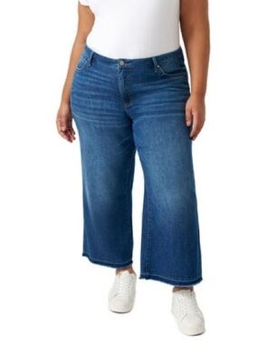 Edited by Hunter McGrady Wide Leg Crop Jeans